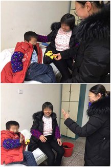护士王锦买来礼物安抚小患者